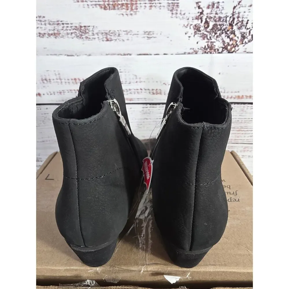 Blondo Waterproof Black  Ankle Boots Women's Size 6 SIde zip low heel booties
